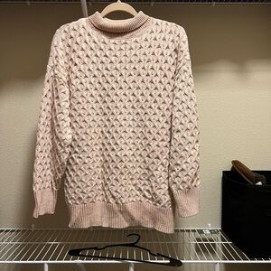 Thick patterned sweater